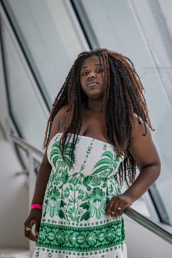 Person: Vivian dos Santos