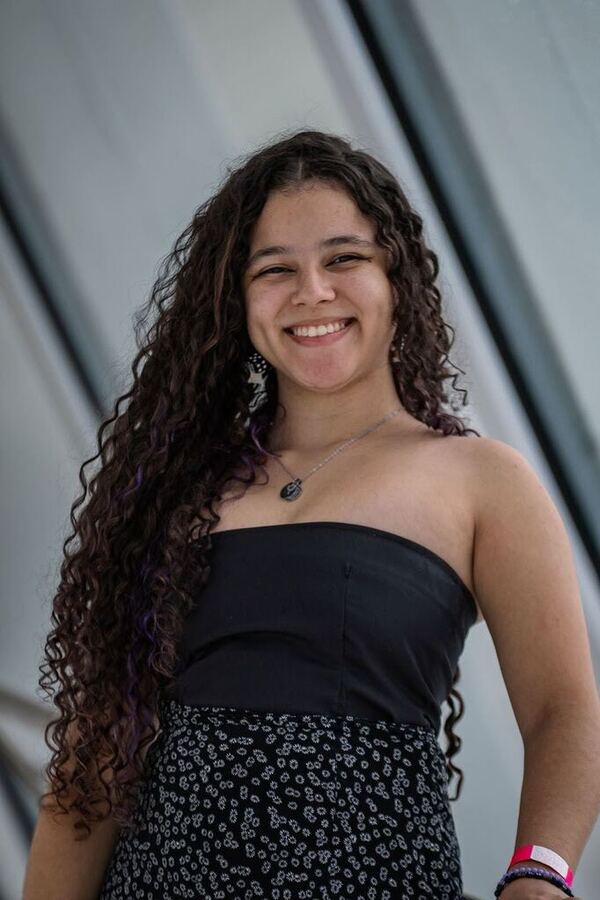 Person: Jess Pinheiro